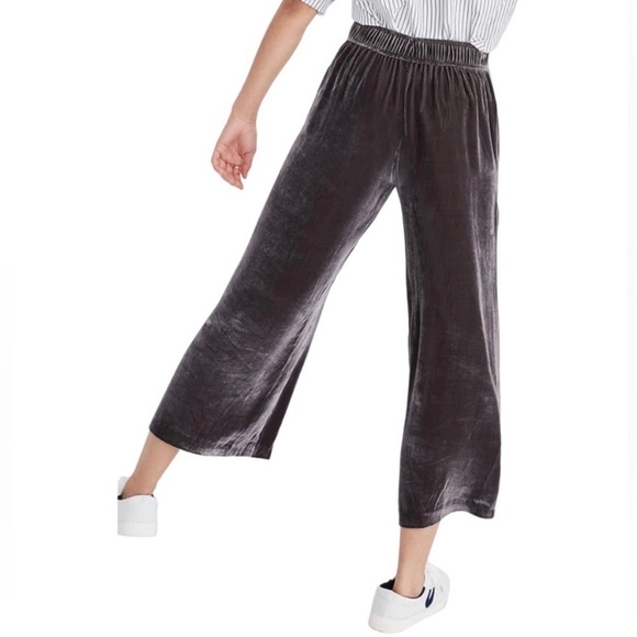 Madewell Velvet Wide Leg Cropped Pull-on Pants in Dark Metal size Small - Picture 2 of 6